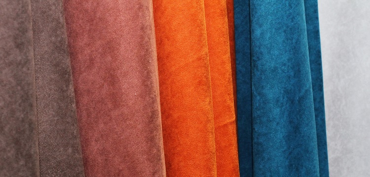 如何用拉力試驗(yàn)機(jī)來測定硬質(zhì)橡膠的彎曲強(qiáng)度